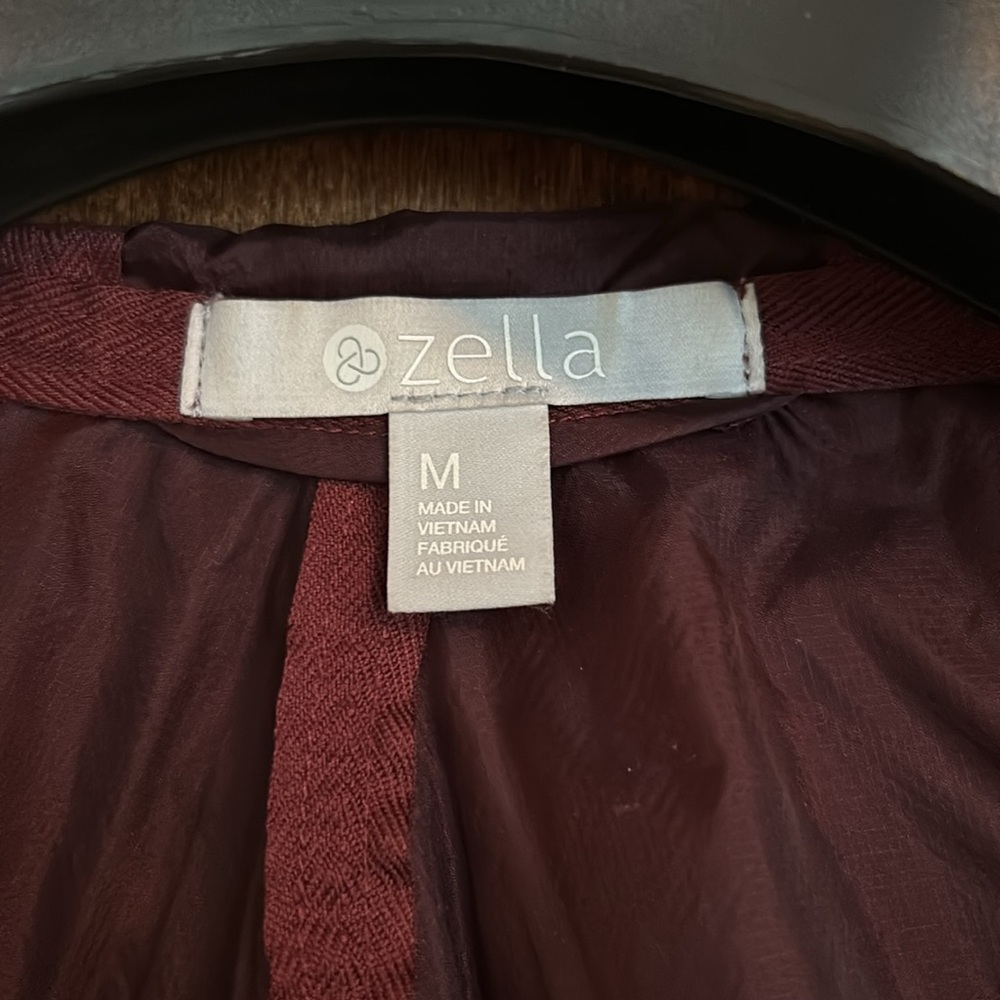 Lightweight Burgundy Hooded Windbreaker Jacket - Picture 2 of 4